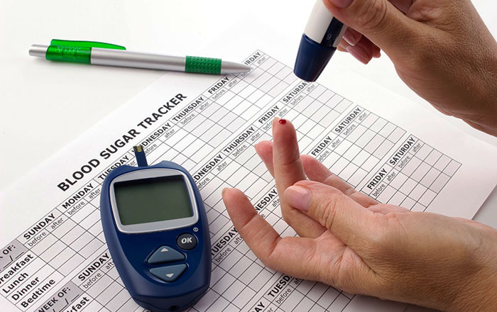 پایش قند خون - شفا24