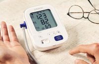 فشارسنج دیجیتالی بازویی امرن مدل OMRON M3 - شفا24